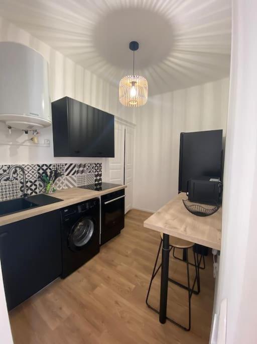 Corte Magnifique T2 45M2 Neuf 5 Personnes Place St Marcel Hyper Centre Wifi Lave Linge Tv Экстерьер фото