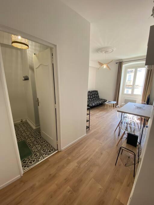 Corte Magnifique T2 45M2 Neuf 5 Personnes Place St Marcel Hyper Centre Wifi Lave Linge Tv Экстерьер фото